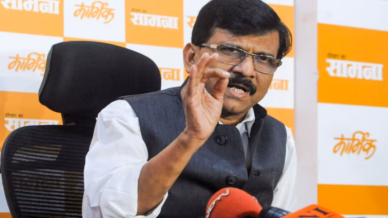 Shiv Sena MP, Sanjay Raut Criticizes Modi’s Foreign Tours Amid Domestic Uncertainty 25 Shiv Sena MP, Sanjay Raut Criticizes Modi’s Foreign Tours Amid Domestic Uncertainty