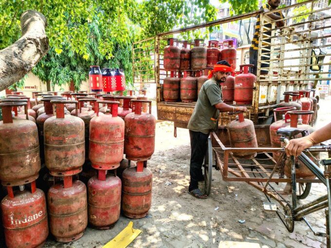 commercial lpg price hike 2023769