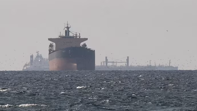 India Calls for Uninterrupted Passage Through the Strait of Hormuz 25 India Calls for Uninterrupted Passage Through the Strait of Hormuz